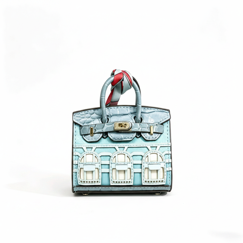 Sac bleu clair fond blanc